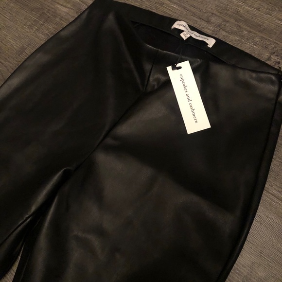 NWT Cupcakes & Cashmere Cedric Faux Leather Pants - Picture 7 of 7